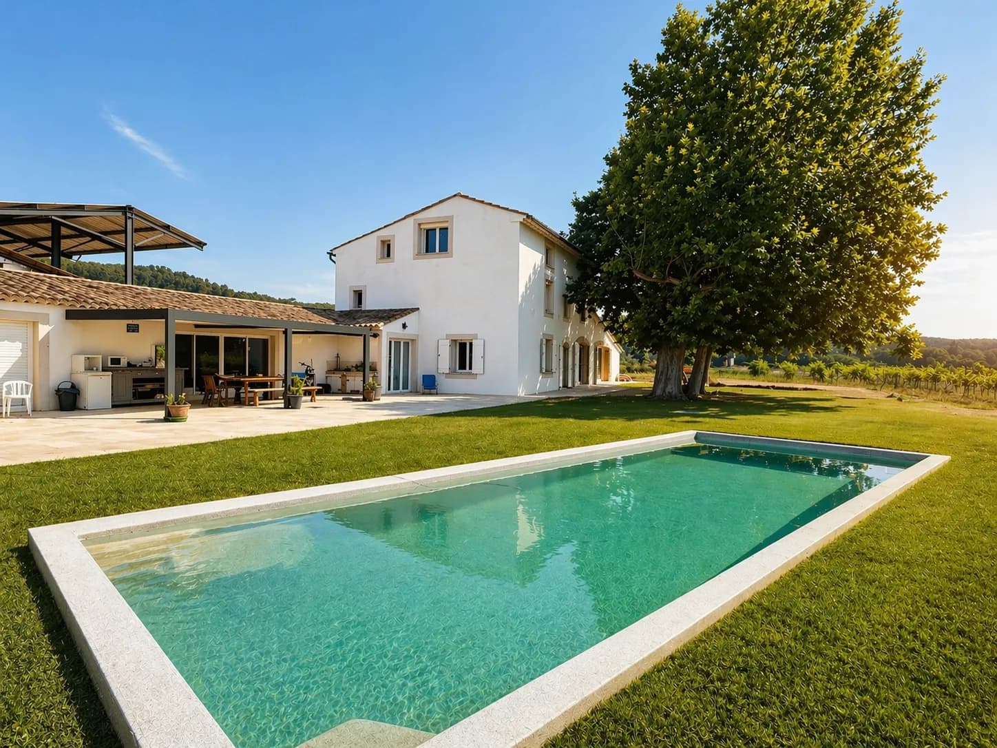 Villa Les Pierres Blanches — Cotignac, Var